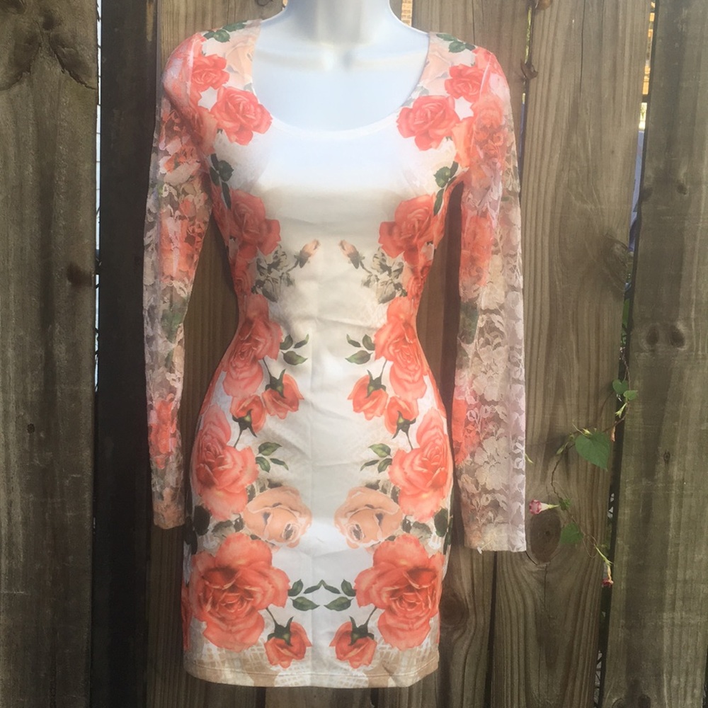 Flowers dress size (m)🌹